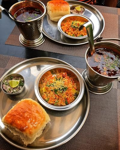 Mahalaxmi Suresh Masale Misal Masala, Famous Kolhapuri Masale, (Pack of 10) 50gm - View 2 of 2