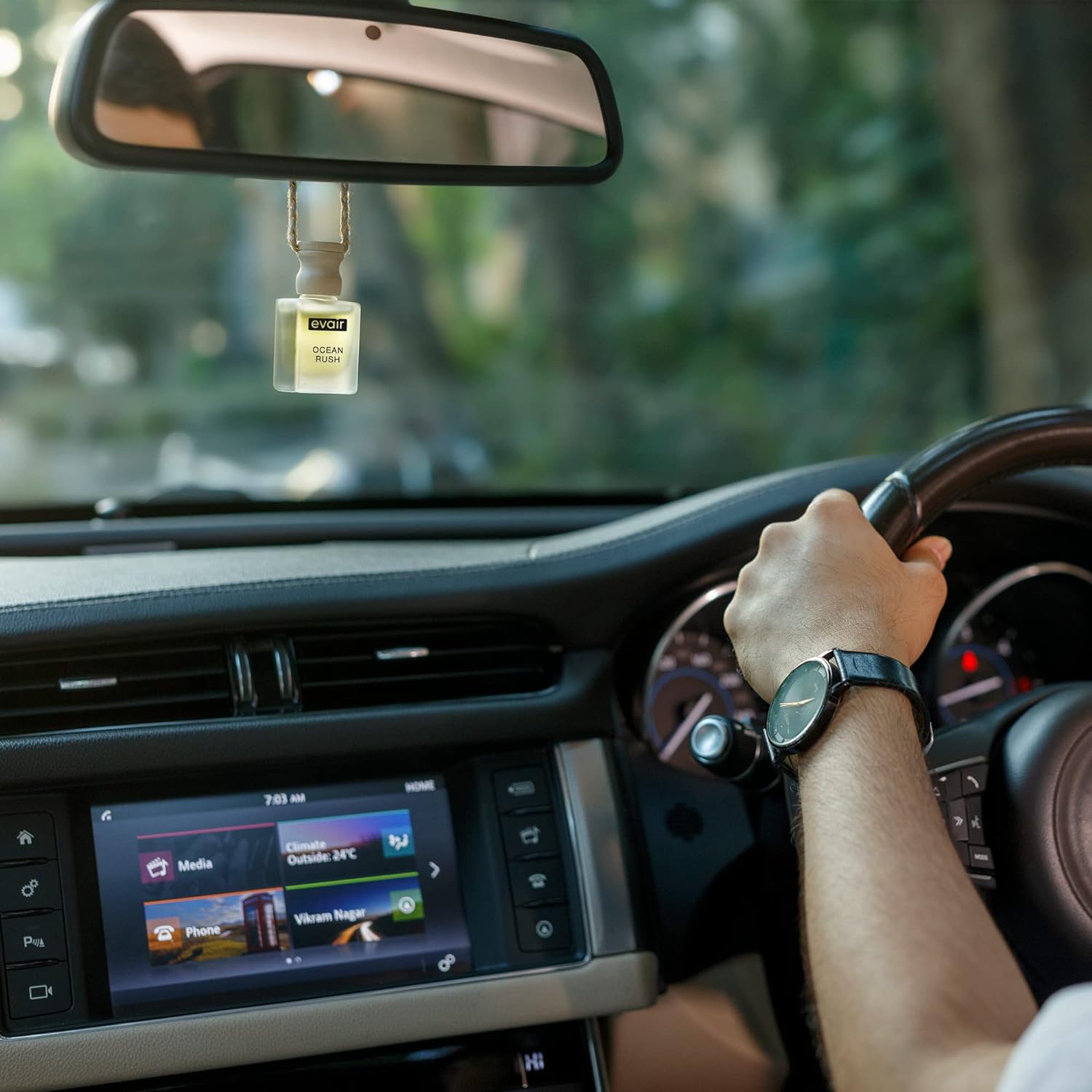 Evair Car Air Freshener with Essential Oils Fragrance in Glass Bottle with Wooden Diffuser Lid | 10 ml - Pack of 1 (Ocean Rush) - View 2 of 6