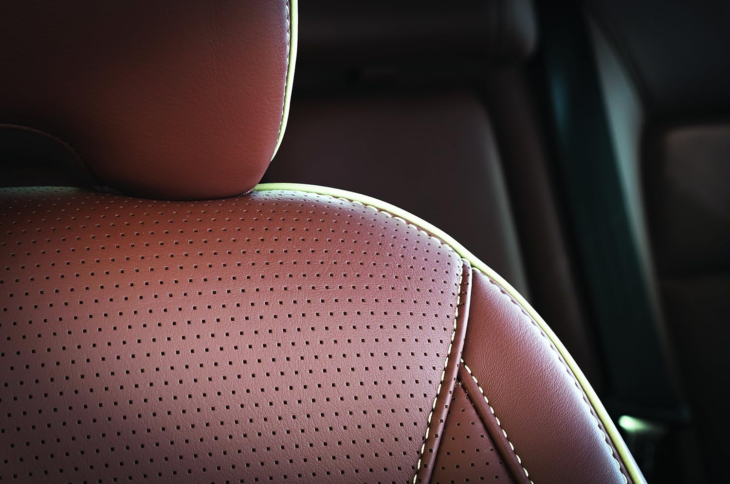 Turtle Wax Luxe Leather Cleaner &amp; Conditioner - View 2 of 5