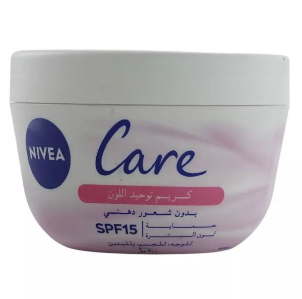 NIVEA Care Even Tone Cream Wiothout Greasy Feeling SPF15 Skin Tone (200ml) - View 3 of 4