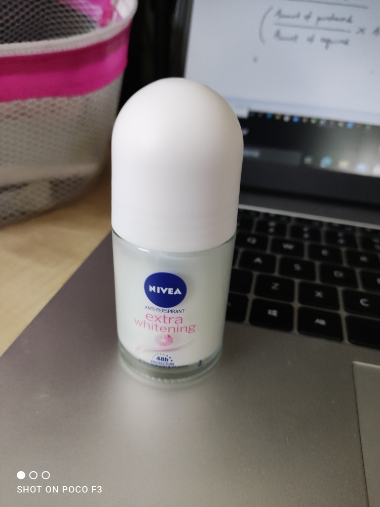 NIVEA Women Deodorant Roll-On Extra Brightening 25ml Long-Lasting Odor Protection Antiperspirant Underarm Whitening Care Smooth Skin Gentle Formula Daily Use Fresh Feminine Fragrance Compact Travel Size - View 3 of 3