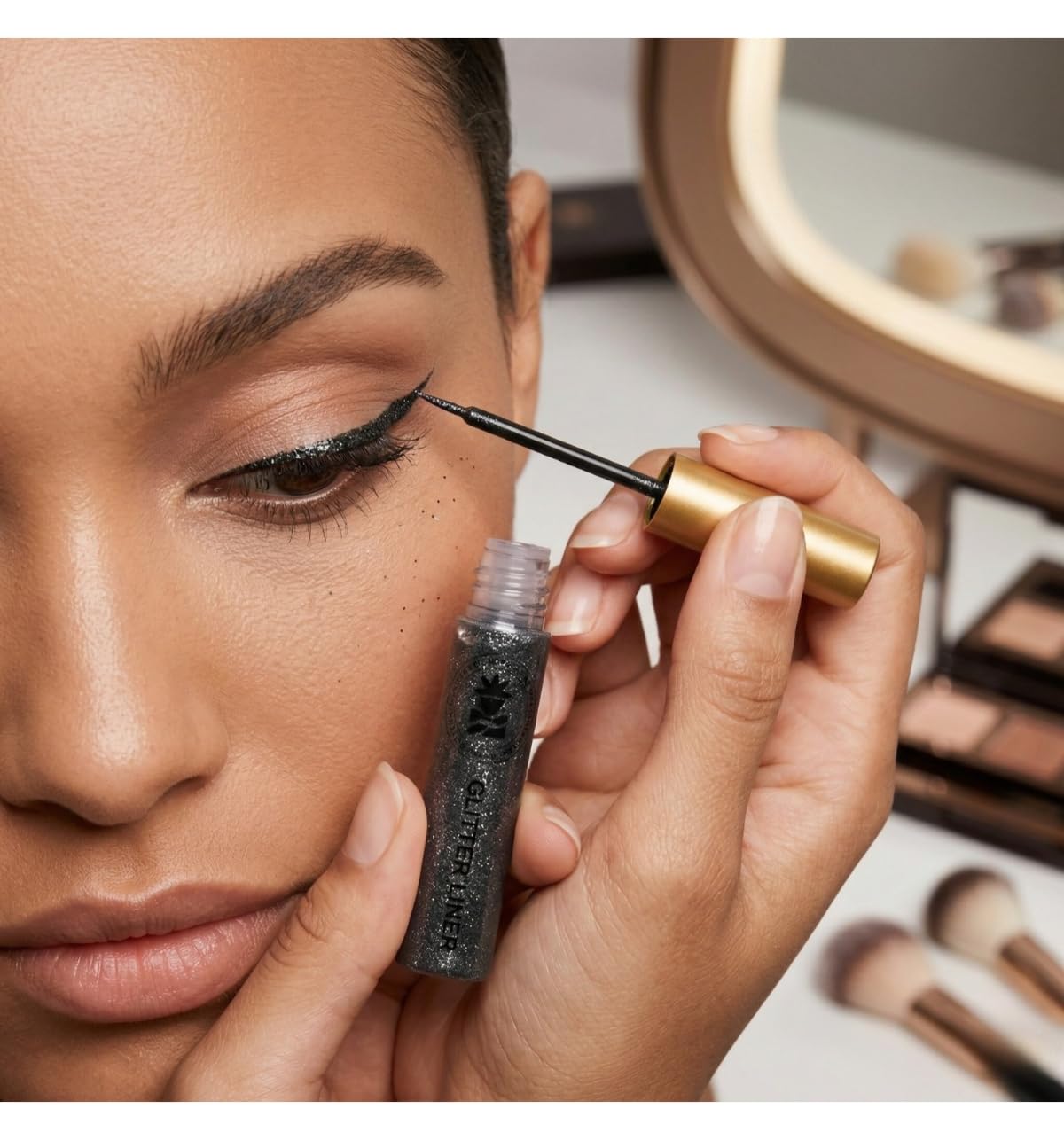 BOBI Glitter Eyeliner | Diamond Sparkle Finish | Waterproof Long Lasting | Quick Drying Smudgeproof | Felt-Tip Precision | Cruelty Free Paraben Free - Black, 5ml - View 2 of 4