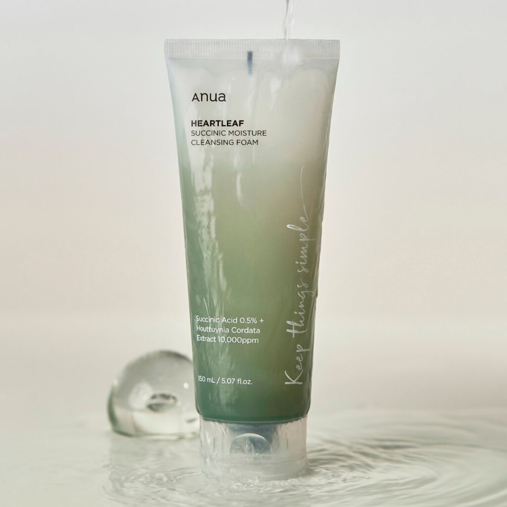 ANUA Heartleaf Succinic Moisture Cleansing Foam 150ml Hydrating Face Wash with Heartleaf Extract & Quercetinol Pore Deep Cleansing Foam for Oily, Combination & Sensitive Skin Daily Care - View 2 of 4
