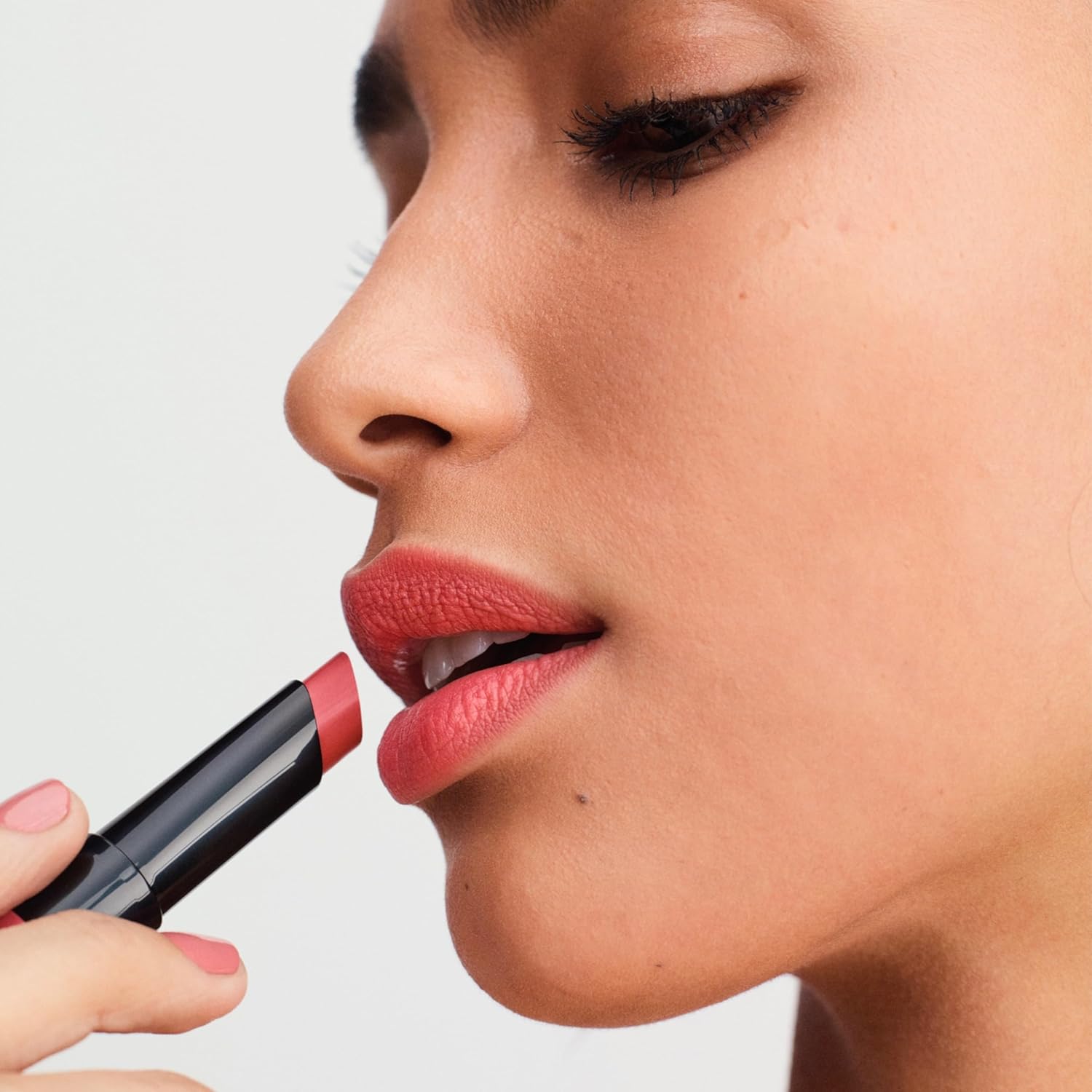 Rimmel London Lasting Finish Extreme Matte Lipstick, 160 Chestnut Rose, 2.3gr - View 5 of 6
