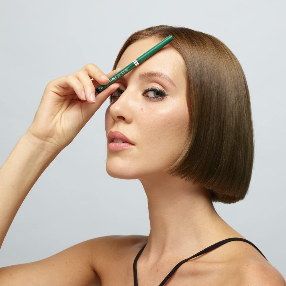 L'Oréal Paris Gel Eyeliner, Intense Long-lasting Colour, Semi Permanent, Infallible Grip 36H Gel Automatic Eyeliner, Emerald Green - View 3 of 5