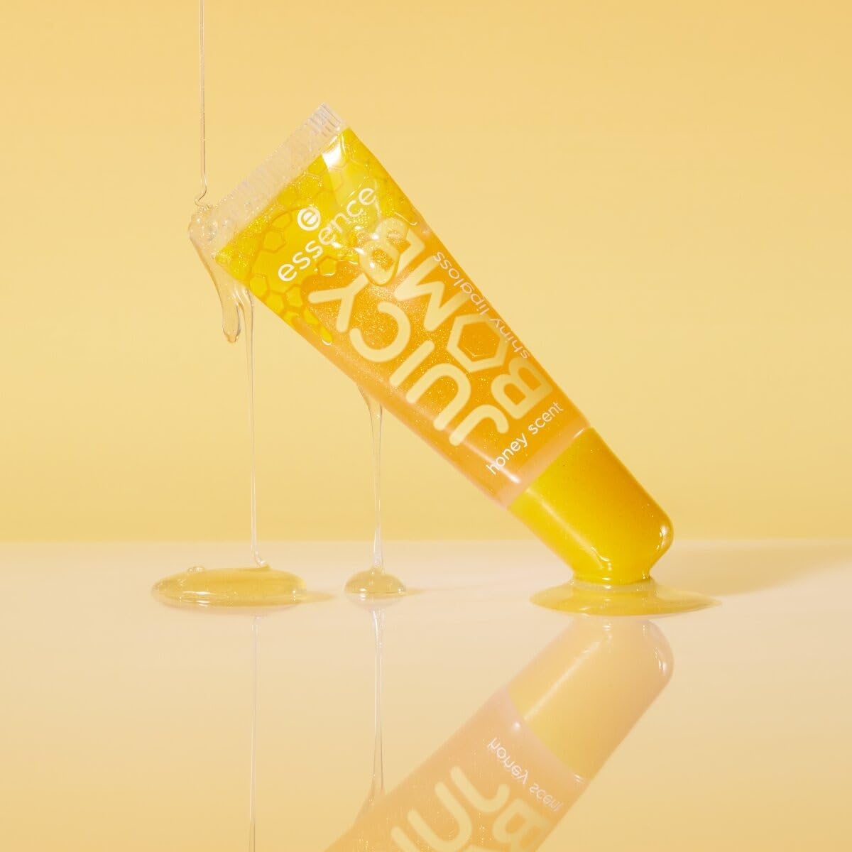 essence JUICY BOMB shiny lipgloss 109 - View 4 of 8