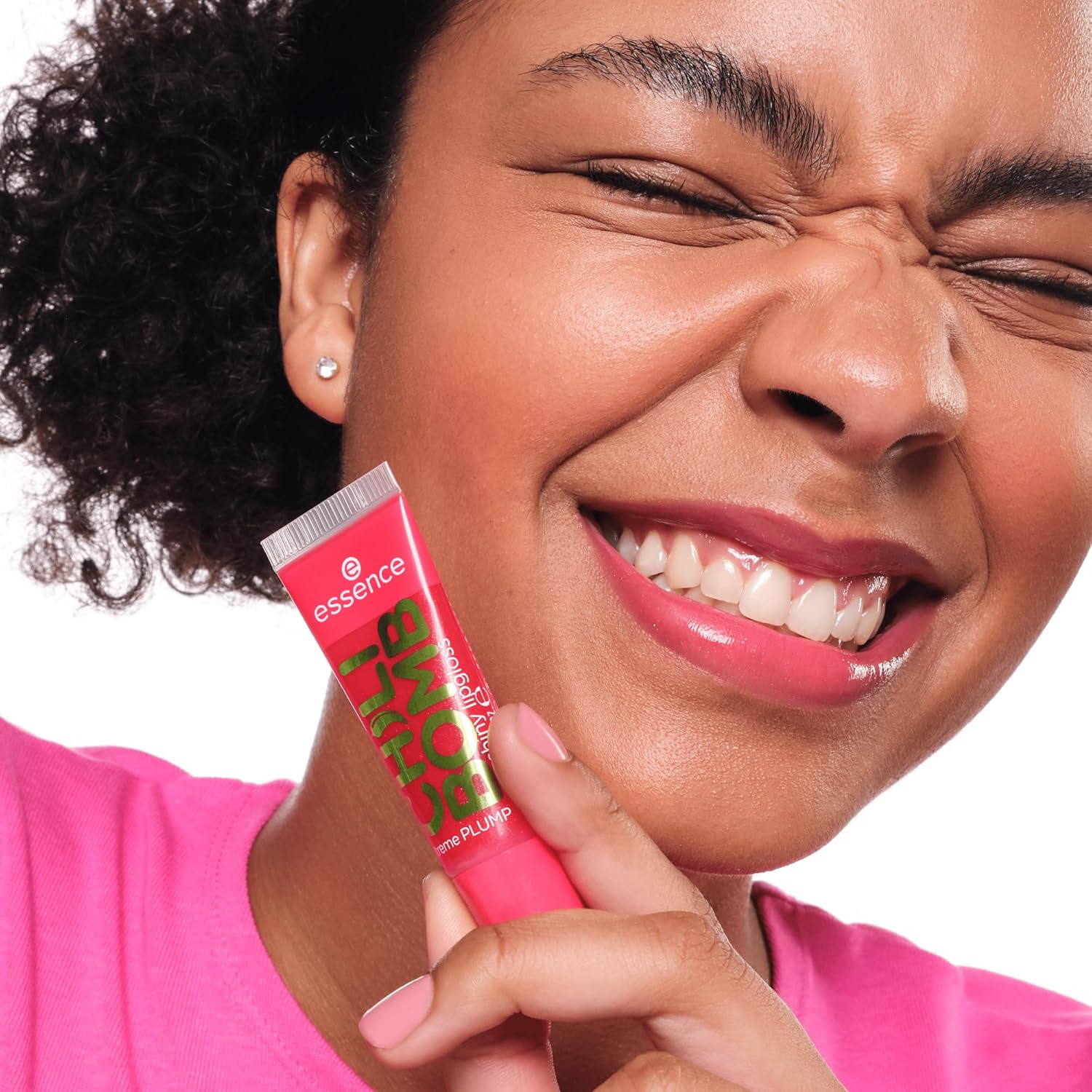 essence CHILI BOMB shiny lipgloss 01 - View 3 of 7