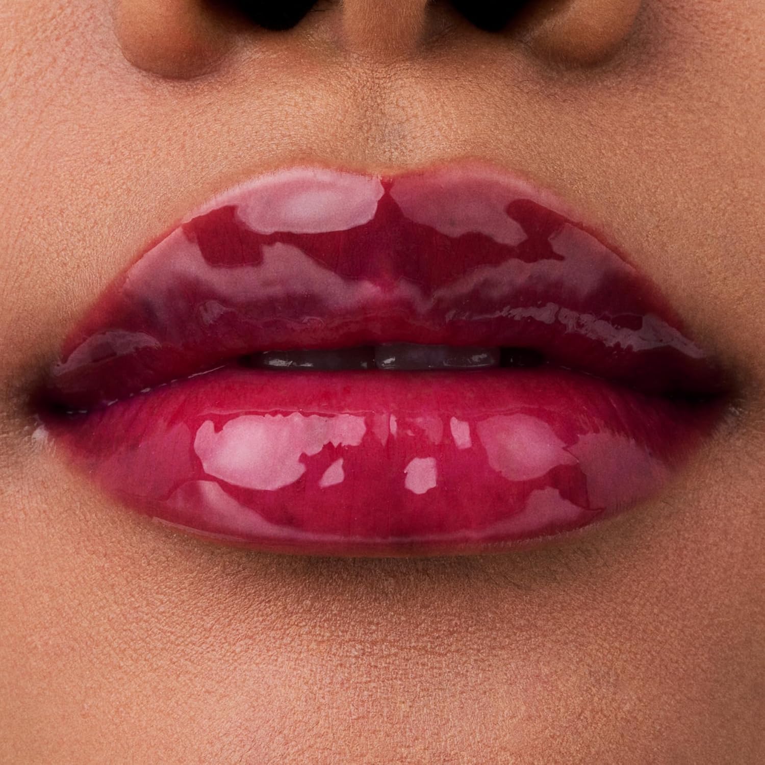 Catrice Glossin' Glow Tinted Lip Oil 040 - View 5 of 8