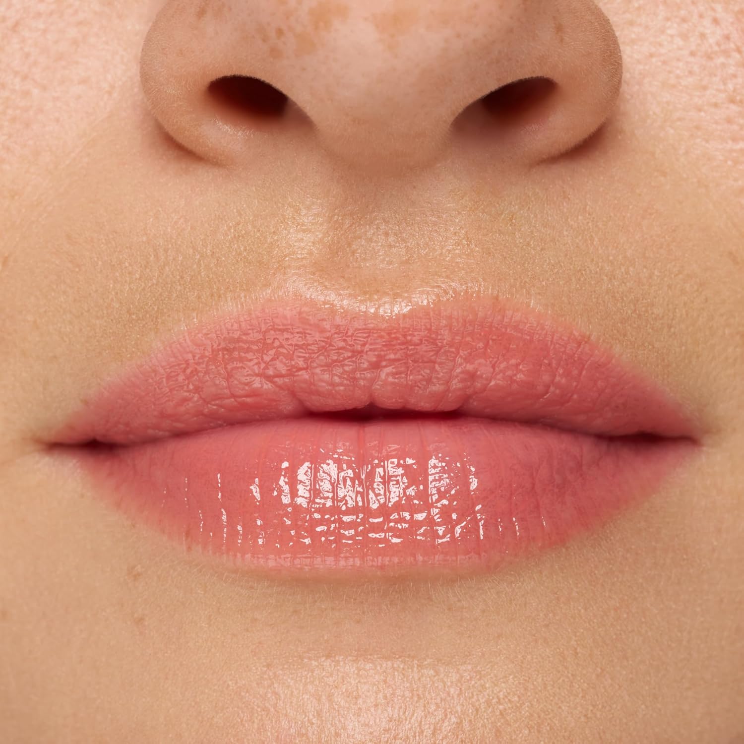 essence extreme shine volume lipgloss 16 - View 6 of 7