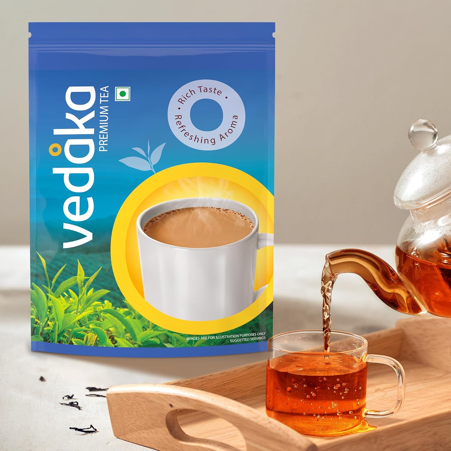 Amazon Brand - Vedaka Premium Tea | 1 Kg | Rich Taste & Refreshing Aroma | Exclusive Chai Blend | Black Tea | No Artificial Colours & Preservatives - View 3 of 4
