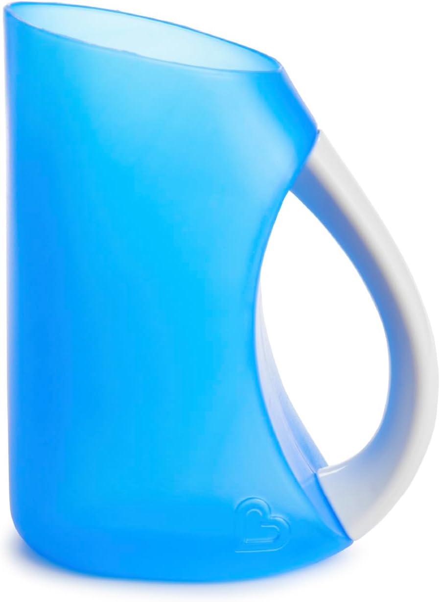 Munchkin Rinse Shampoo Rinser, helps cleans the hair after shampoo, mild for the little head and eyes, controlled flow, infant/baby/toddler/kid, 6 months and above, Blue - View 2 of 4