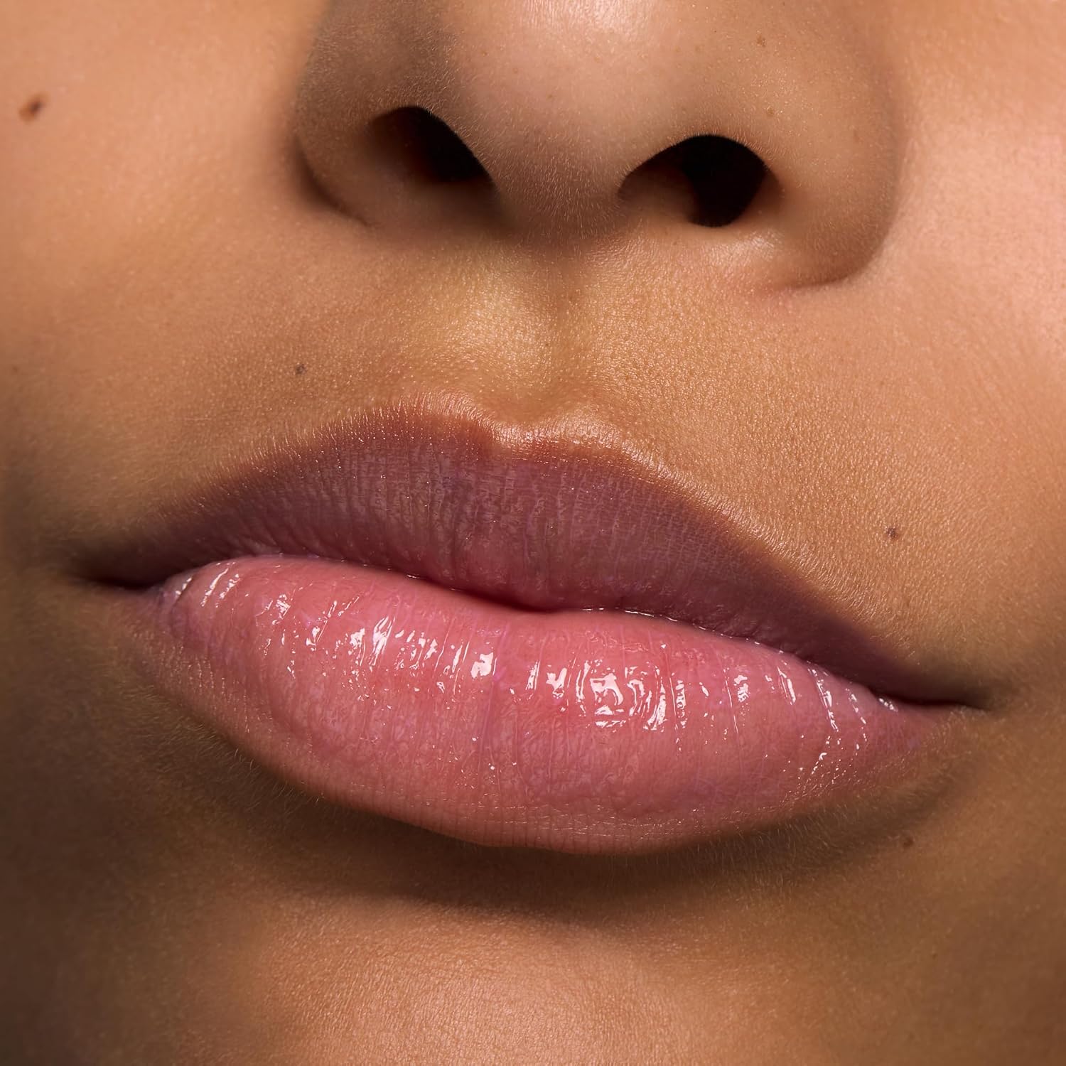 essence JUICY BOMB glossy butter balm 02 - View 2 of 7