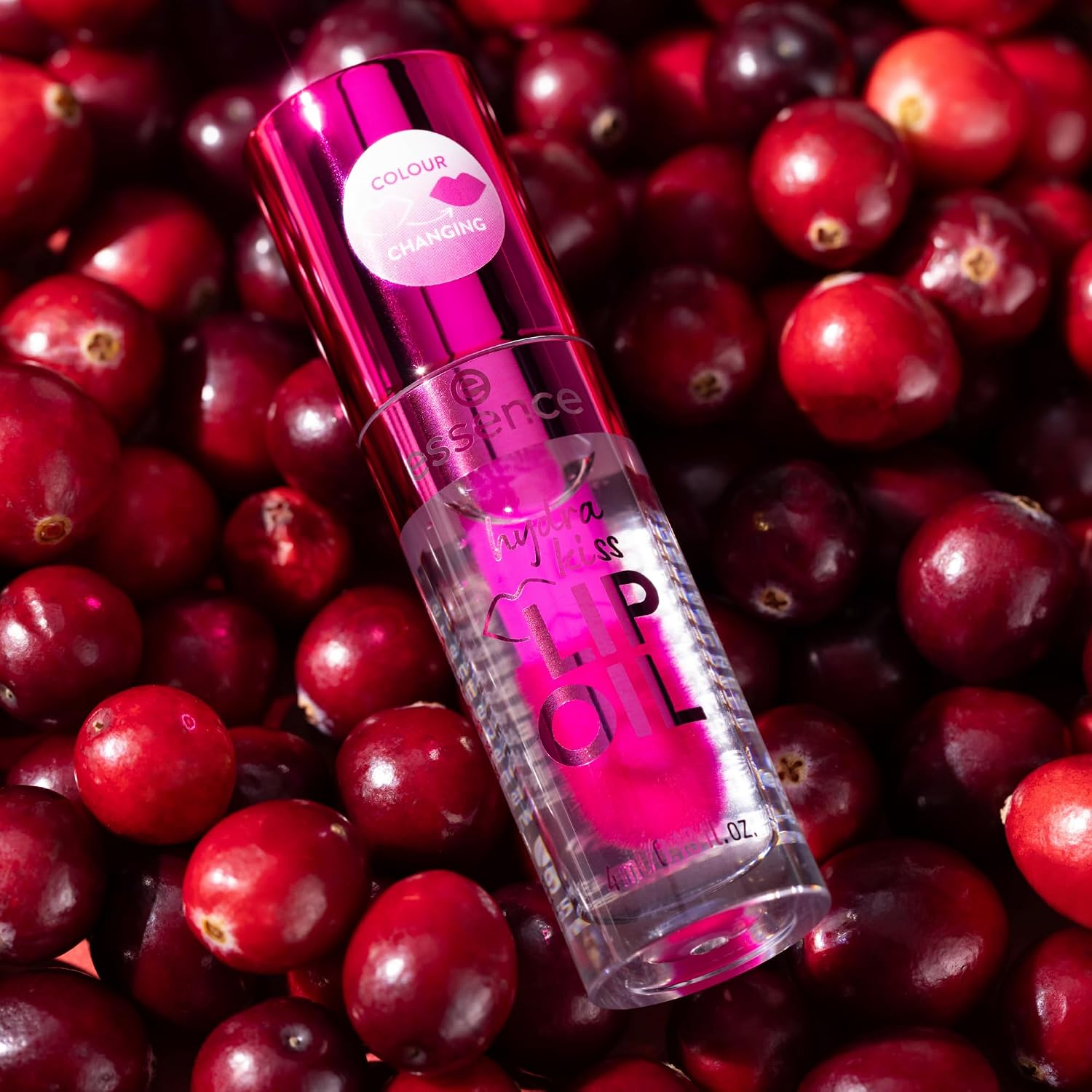 essence hydra kiss lip oil, lip gloss, no. 06, transparent, moisturising, nourishing, with oils, shiny, vegan, no parabens, no microplastic particles, nanoparticles free, pack of 1 (4 ml) - View 2 of 5