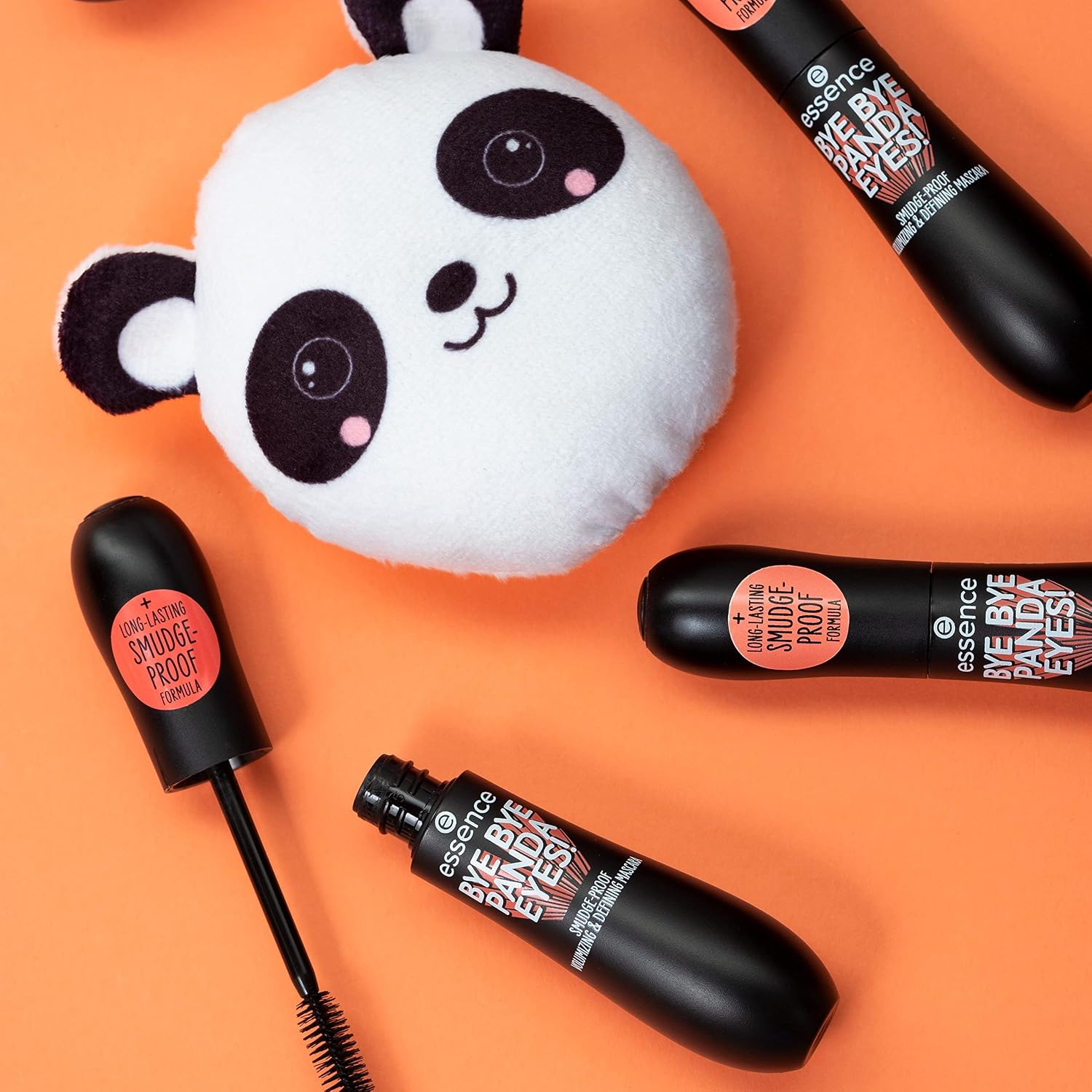 Essence Bye Bye Panda Eyes! Smudge-Proof Volumizing And Defining Mascara, 01 Black - View 3 of 6